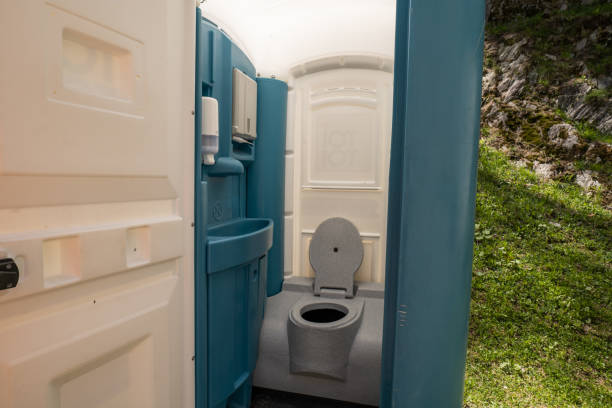 Portable Toilet Options We Offer in Lindale, TX