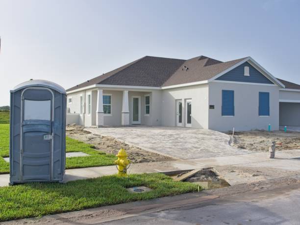 Best Portable restroom trailer rental  in Lindale, TX
